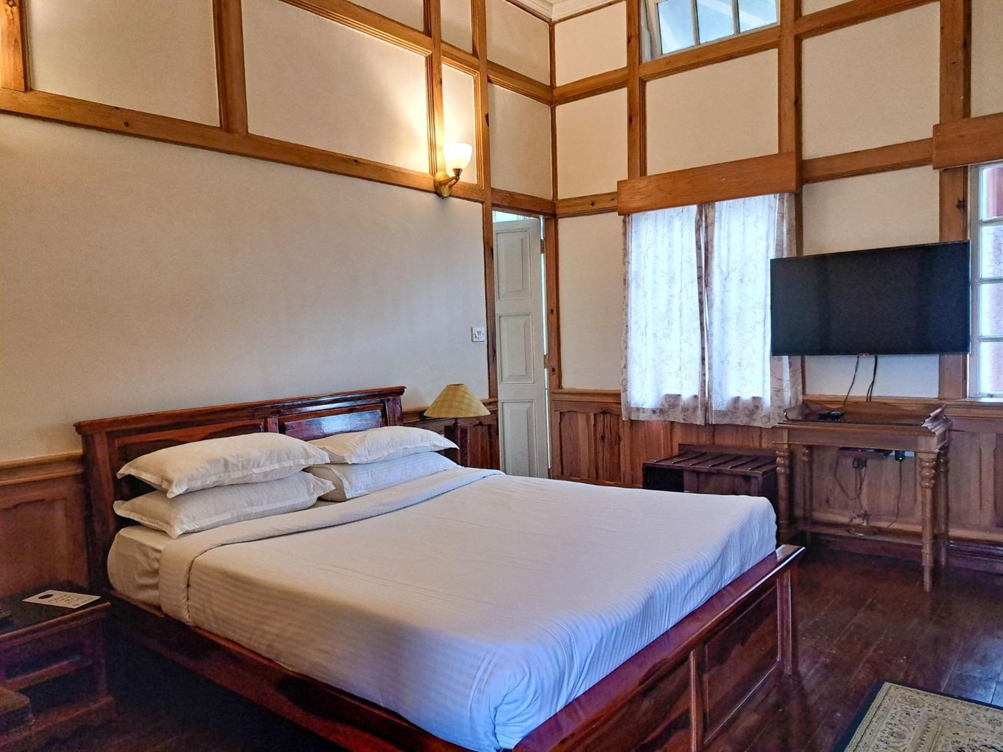 The Heritage Club - Tripura Castle Hotel And Spa Shillong Extérieur photo