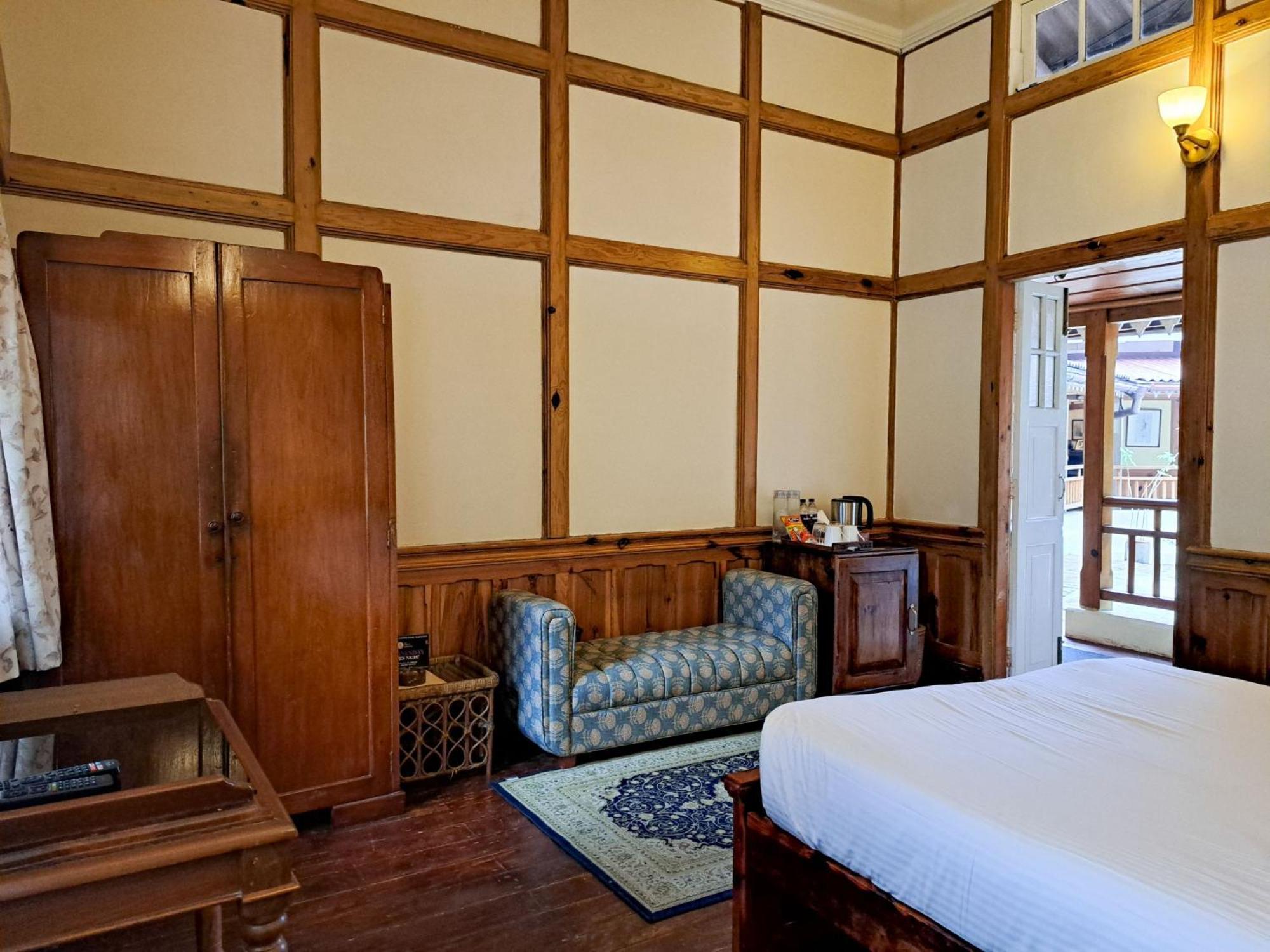 The Heritage Club - Tripura Castle Hotel And Spa Shillong Extérieur photo
