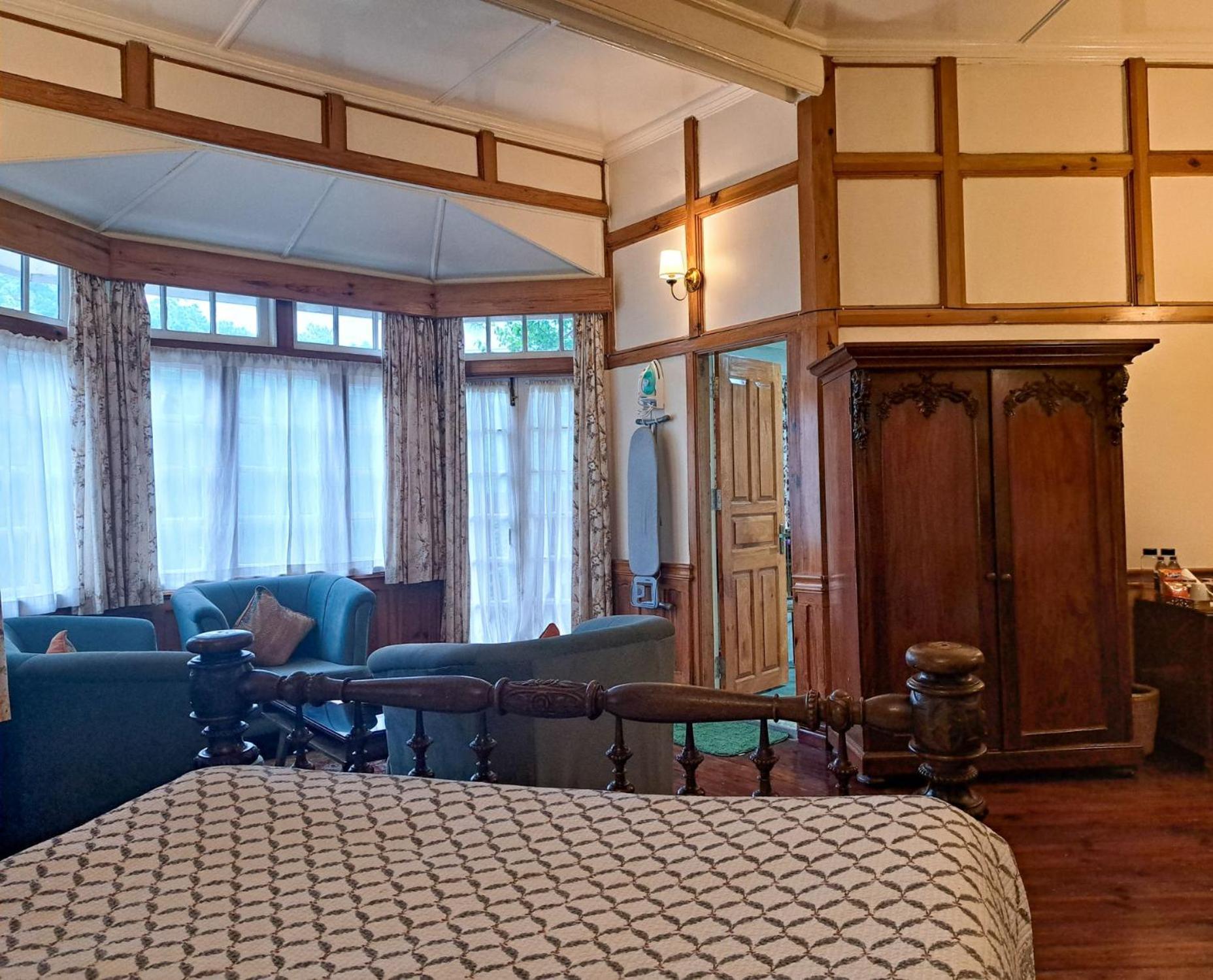 The Heritage Club - Tripura Castle Hotel And Spa Shillong Extérieur photo
