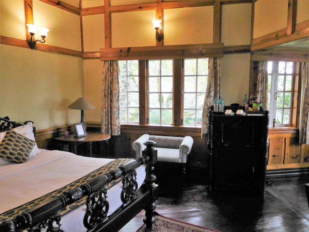 The Heritage Club - Tripura Castle Hotel And Spa Shillong Extérieur photo