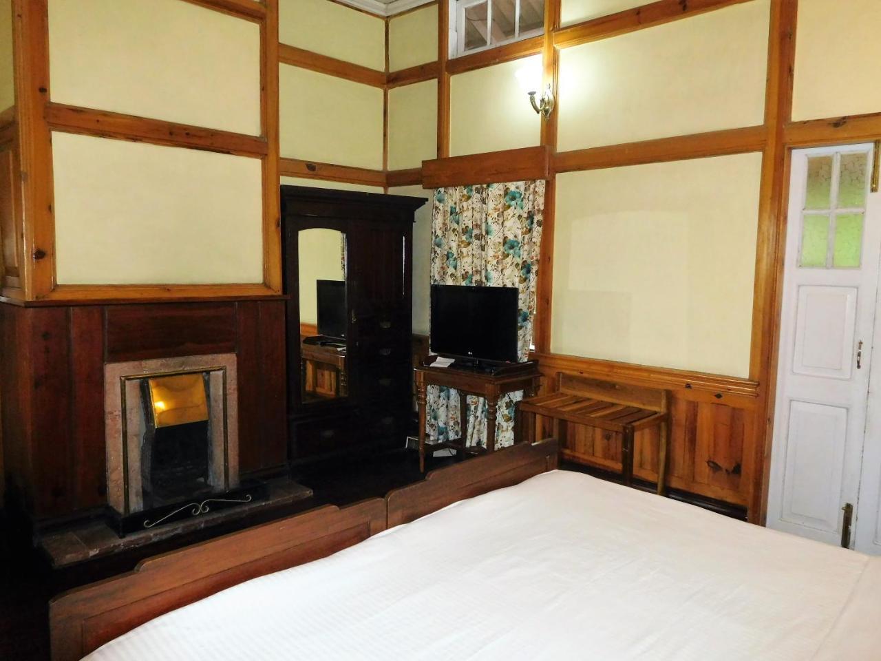 The Heritage Club - Tripura Castle Hotel And Spa Shillong Extérieur photo