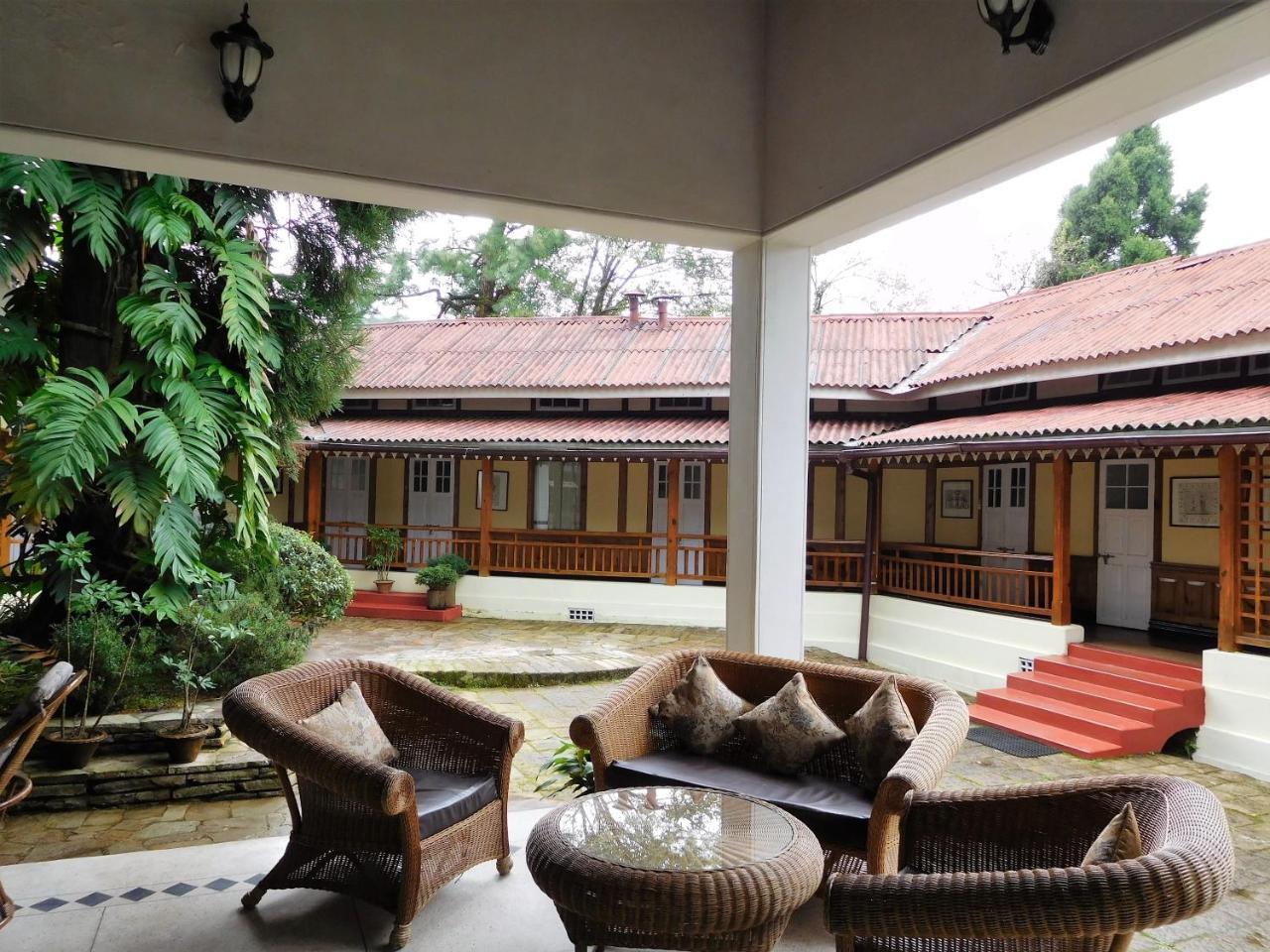The Heritage Club - Tripura Castle Hotel And Spa Shillong Extérieur photo