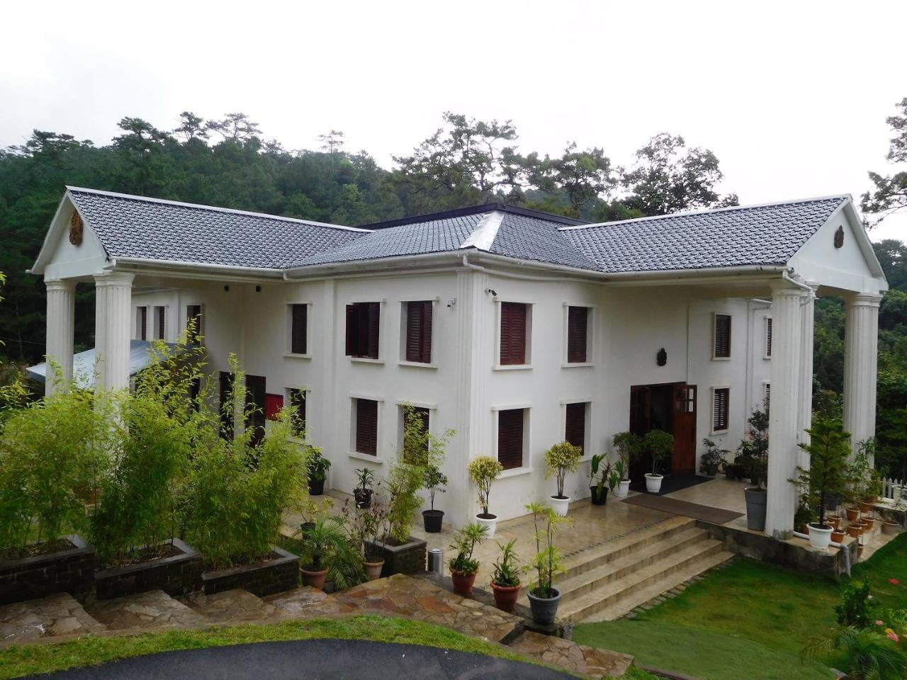 The Heritage Club - Tripura Castle Hotel And Spa Shillong Extérieur photo